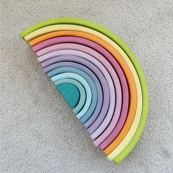 Grimm’s Large Pastel Rainbow - Picture 2 of 4